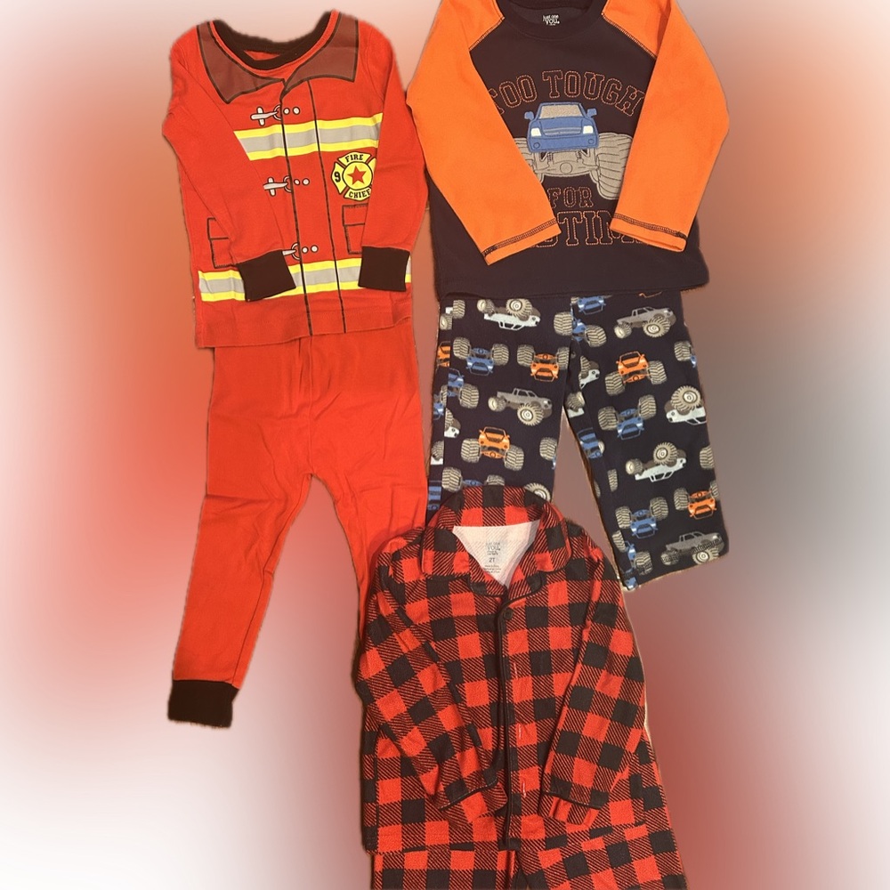 3 pairs boys 2T PJS Carters and Old Navy
